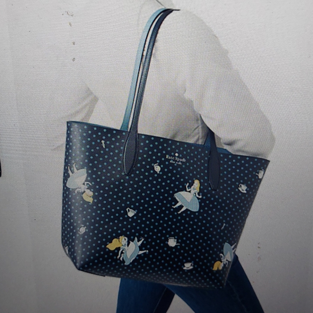 Tote - Picture 4 of 4